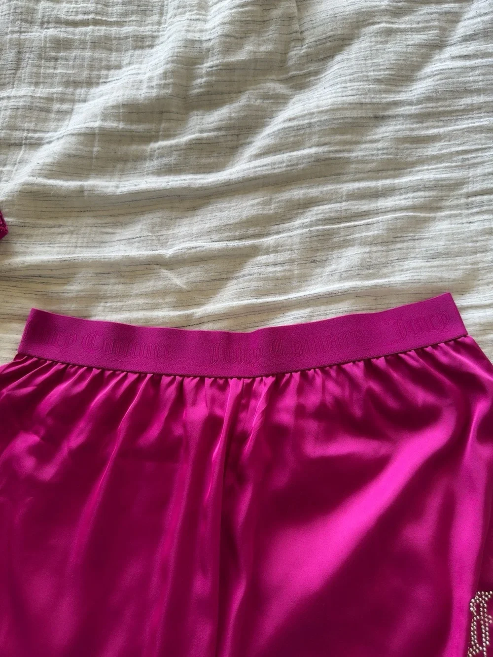 Juicy Couture Satin Pajama Set | Women’s Small | Pink Rhinestone PJ Shorts Set